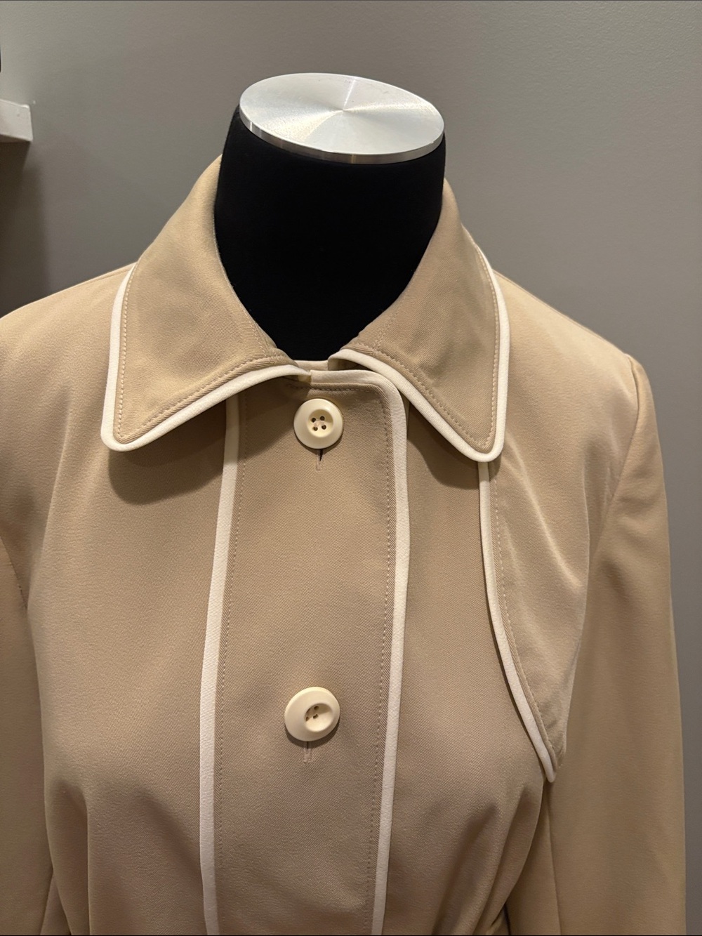 Harve Benard Beige Trench Coat with Cream Piping - Picture 2 of 9